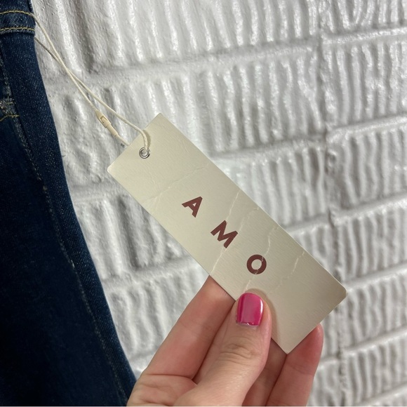 AMO Bella High Rise Slight Boot Jeans in Indie Blue NWT 25 - Picture 5 of 8